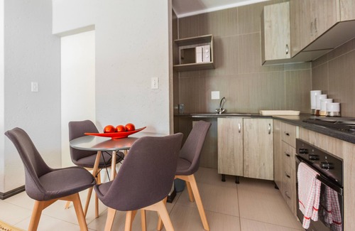 Bedfordview Apartment | #AlimamaSpaces: Manson's Bedford Haven