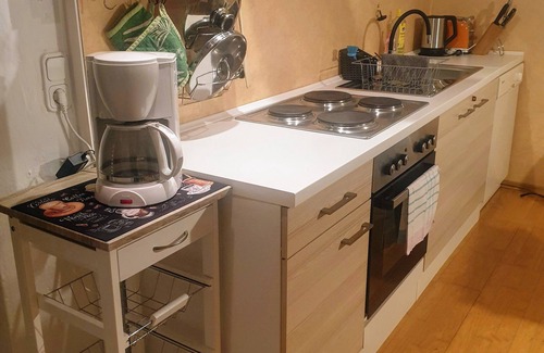 Oberkotzau Apartment | ALiRiNA apartment, 4 beds, parking lot, for up to 5 persons (80gm)
