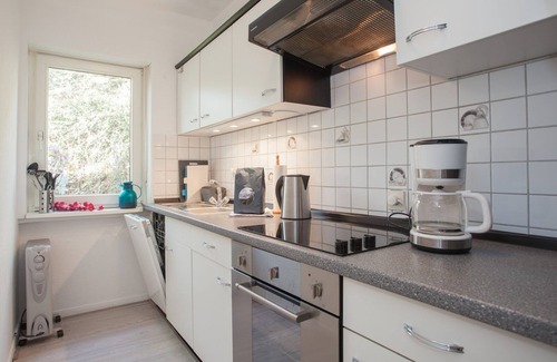 Niedersfeld Apartment | All Comfort, modern appartment on the edge of the forest and Hillebachsee