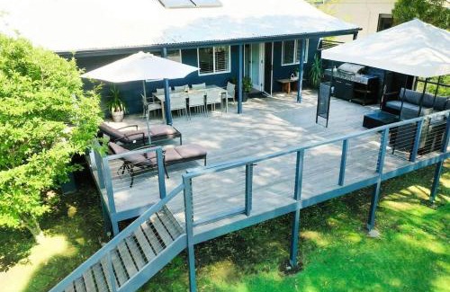 Kioloa House | All Decked Out