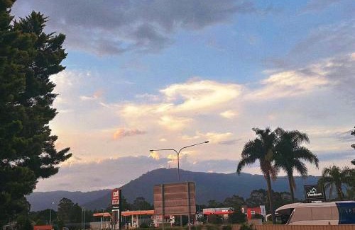 Bomaderry House | All in One Home Work, Relax & Weekend Escape