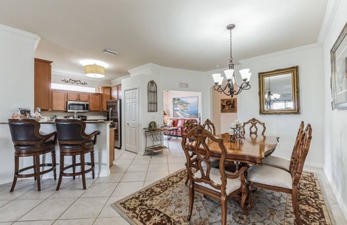 Bradenton Villa | All Peace & Quiet With Water View