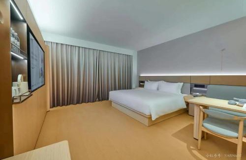 Dunhuang Road District Hotel | All Seasons West Station Xizhen West Road Branch