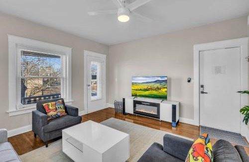 South Hyde Park Apartment | All That Jazz