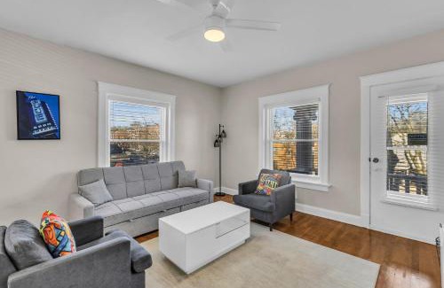 South Hyde Park Apartment | All That Jazz