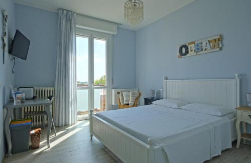 Mirandola House | Alla Scaletta - Stanze con Bagno Privato e WiFi a Pochi Passi dal Duomo