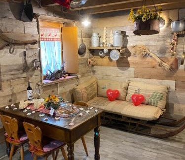 Piazzatorre Cabin | ALLA STALLA Suite & Chalet