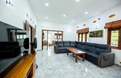 Padinnoruwa Villa | Allen Villa