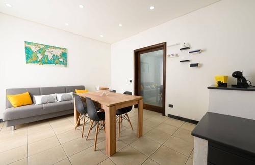 Comiso Apartment | Alleria - Appartamento con due Stanze da Letto