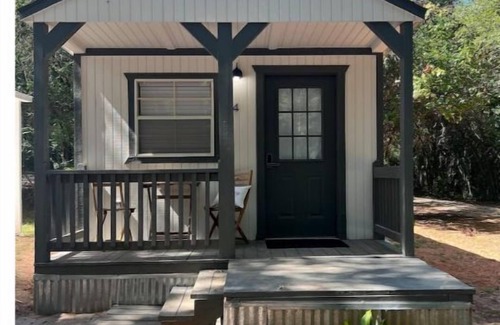 Athens House | Allie Rose/Tiny house Lake Athens/Canton Trade Days