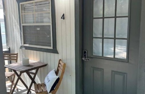 Athens House | Allie Rose/Tiny house Lake Athens/Canton Trade Days