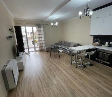 Tirana Apartment | Alloggio Tirana Komuna e Parisit