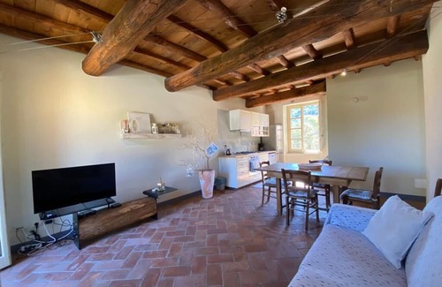 Marciana Marina Apartment | Alloro 6, Trilocale Quaint, a few steps from the center and the sea.