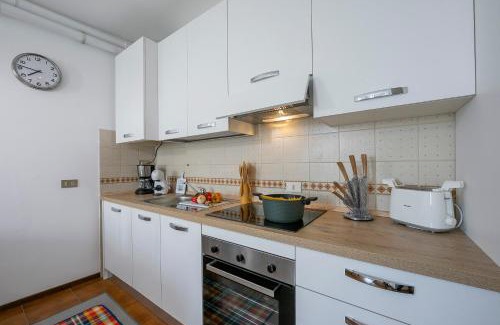 Barbarano Apartment | Alma - 100m Near Lake - Happy Rentals