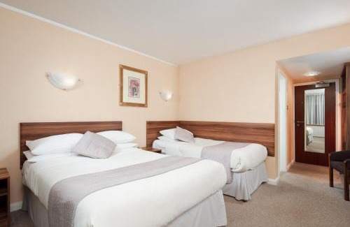 Offerton Hotel | Alma Lodge Hotel