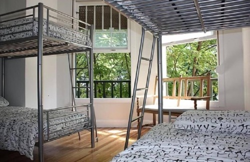 Segundo Ensanche Hostel | Aloha Hostel