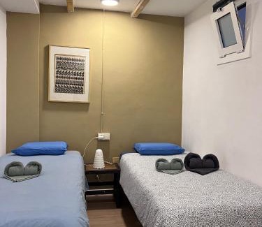 Esparraguera Apartment | Alojamiento con encanto en planta superior ideal para trabajo y escapadas familiares en Montserrat