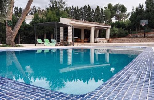 Guadamur House | Alojamiento con piscina a 10 minutos de Puy du Fou Toledo