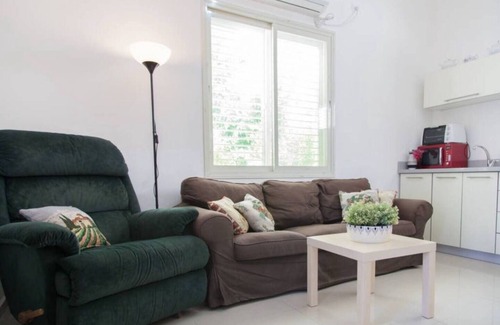 Haifa Apartment | Alona’s Apartments Bat Galim