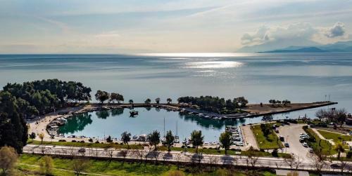 Nea Anchialos House | Alonaki Seafront Cottage