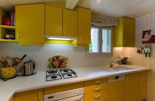 Rougemont Ski Chalet | Alp Sunrise - Top View Cozy Chalet