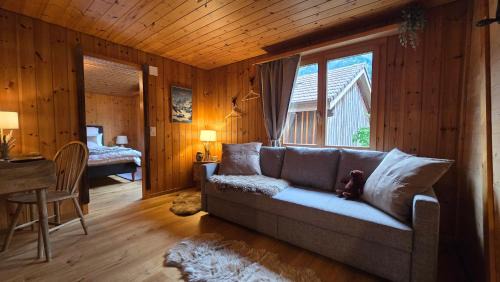 Frutigen Apartment | Alpine Loft, Central, Balcony, Parking, Family,PS5
