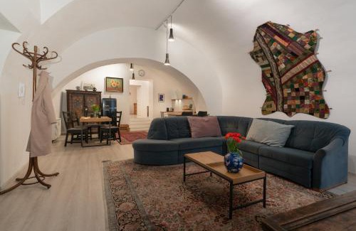 Gmunden Apartment | Altes Salzgewölbe Badgasse