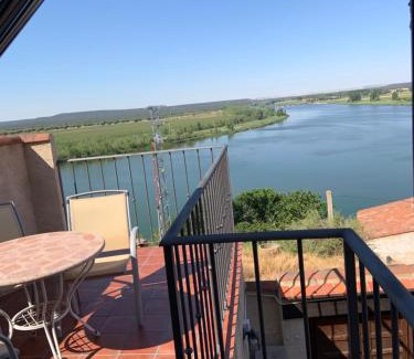 Castronuno House | ALTO DE LA RESERVA
