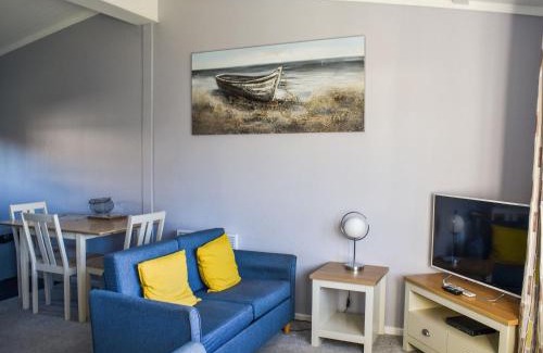 Oulton Broad House | Alula Lodge