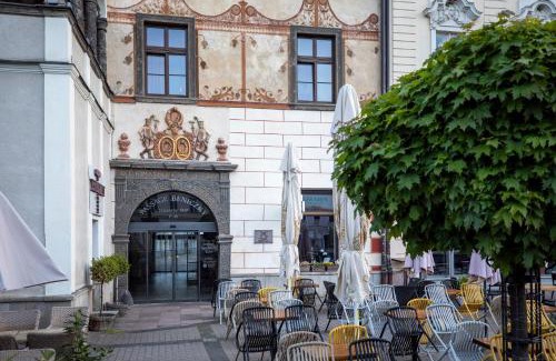 Banska Bystrica Apartment | ALURE RESIDENCES 12 & 24h self check-in & private parking next to the apartment building included, CITY CENTER right on SNP Square in a quiet passage, new building, best deal in town