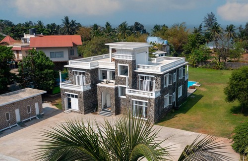 Kashid Villa | amã Stays & Trails Casa Kenzo, Kashid
