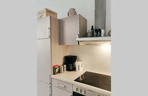 Nikolsdorf Apartment | AMADEUS - tram station to the OPERA 2 mins away