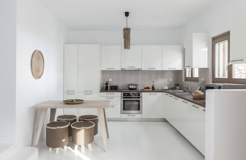 Ampelas Villa | Amalgam Homes Paros