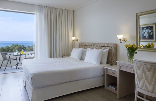 Vouliagmeni Hotel | Amarilia Hotel