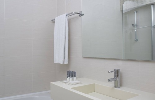 Vouliagmeni Hotel | Amarilia Hotel