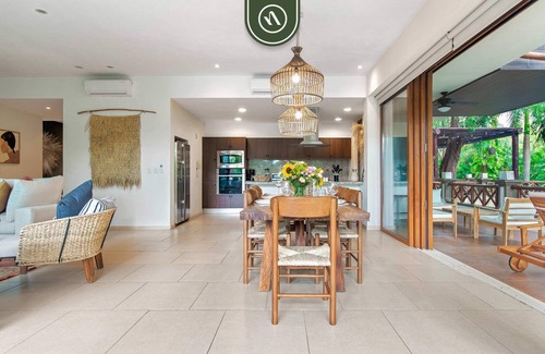 Litibu Apartment | Amazing 2BR Condo - Lagoon Pool, Golf