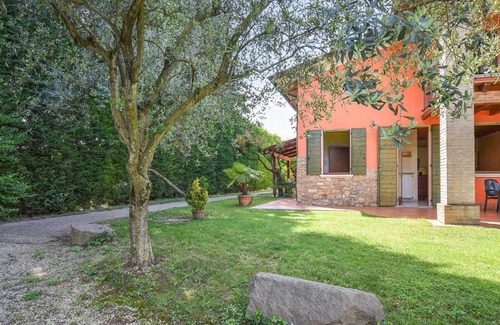 Cavriana Apartment | Amazing Apartment In Cavriana