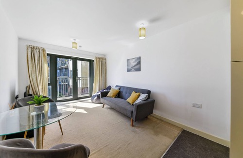 Bow Apartment | Amazing Apartment in London - Free parking