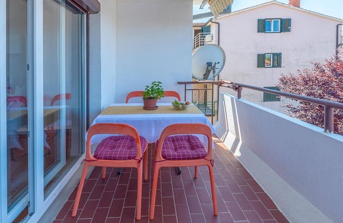 Spadici Apartment | Amazing Apartment in Porec With Wifi and 2 Bedrooms