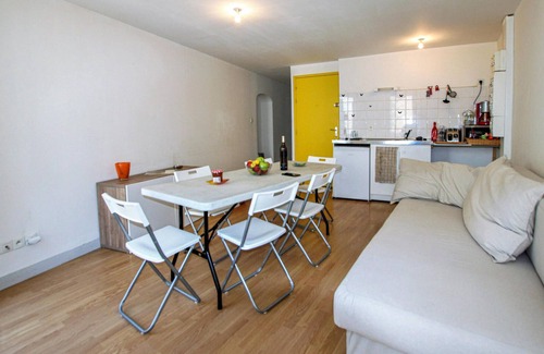 Seyne Apartment | Amazing apartment in SEYNE with kitchen