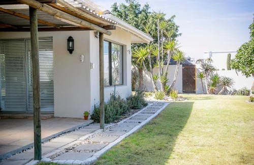 Melkbosstrand House | Amazing Beach House in Melkbos!