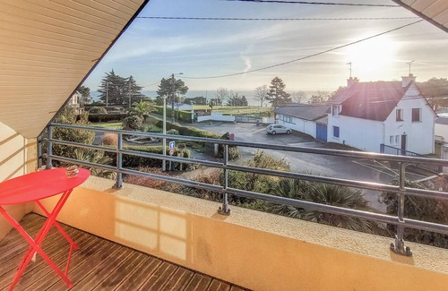 Binic House | Amazing home in binic-étables-sur-mer