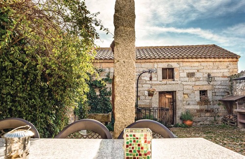 Anora House | Amazing home in Añora with WiFi