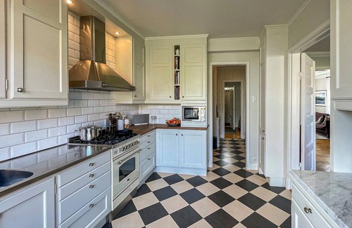 Gothenburg House | Amazing home in Göteborg with WiFi