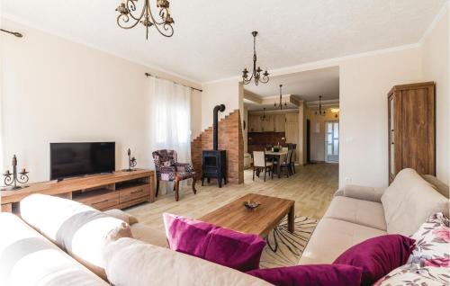 Sasovici House | Amazing Home In Herceg Novi With Wifi
