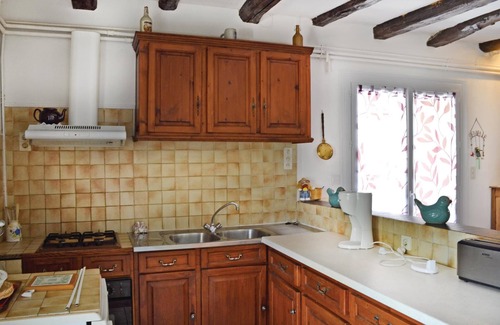 La Dornac House | Amazing home in Ladornac with kitchen