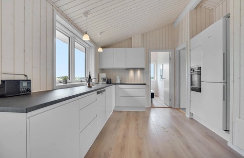 Nr. Lyngby Strand House | Amazing home in Løkken with kitchen