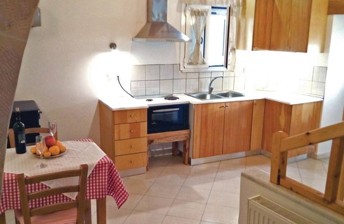 Malaxa House | Amazing home in Malaxa, Chania