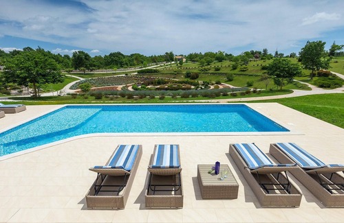 Divsici House | Amazing home in Marcana