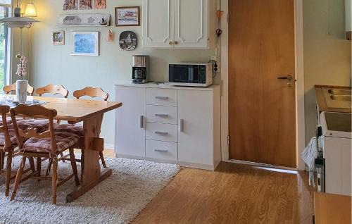 Dun House | Amazing Home In Rørvik With Wifi